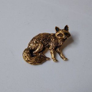 Vintage Lilli Heart Pewter Fox Brooch
